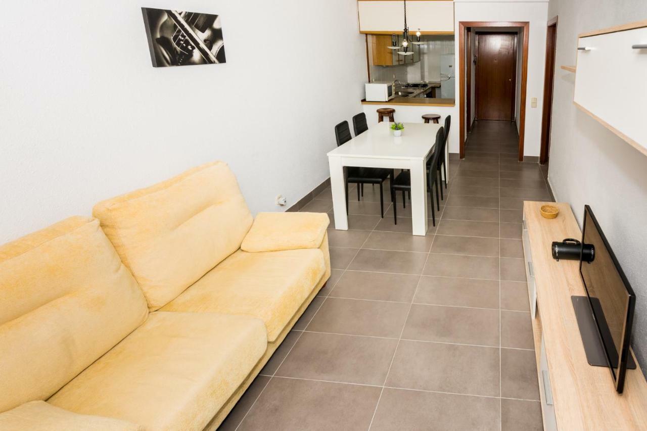 Homeholidaysrentals Frida Пинеда де Мар Екстериор снимка